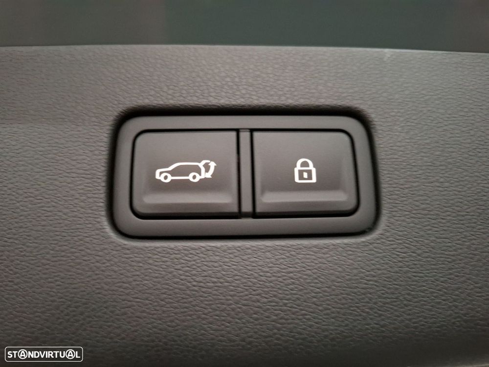 Hyundai Ioniq 9 110.3 kWh Calligraphy - 17