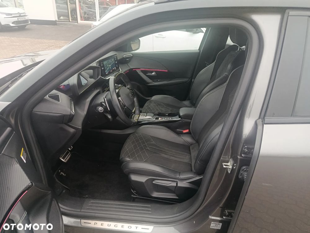 Peugeot 2008 PureTech 130 GT S&S EAT8 - 10