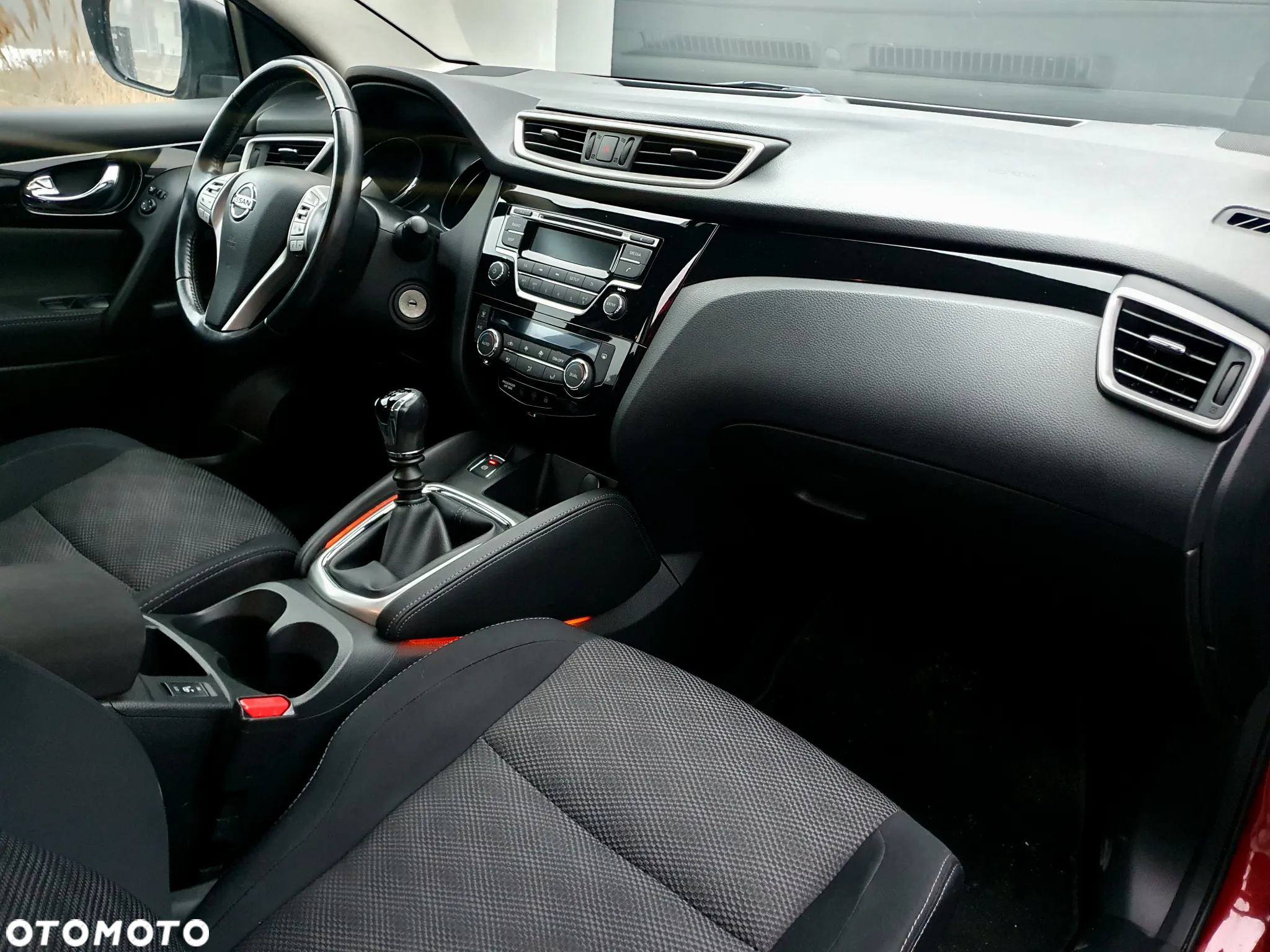 Nissan Qashqai 1.2 DIG-T Visia EU6 - 15