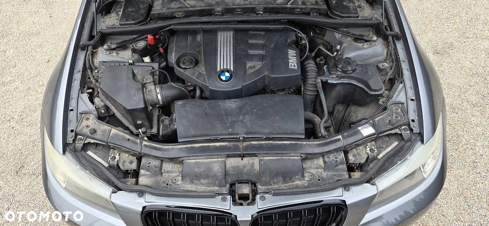 BMW Seria 3 320d - 15
