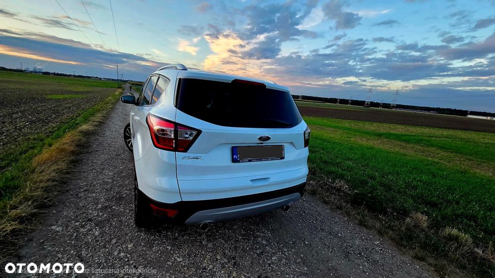 Ford Kuga - 8