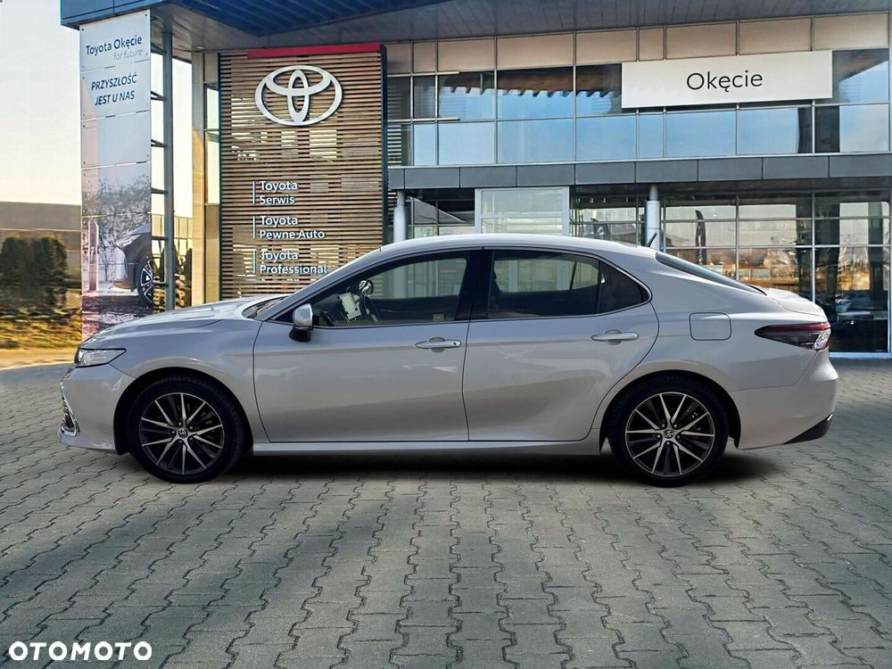 Toyota Camry 2.5 Hybrid Executive CVT - 2