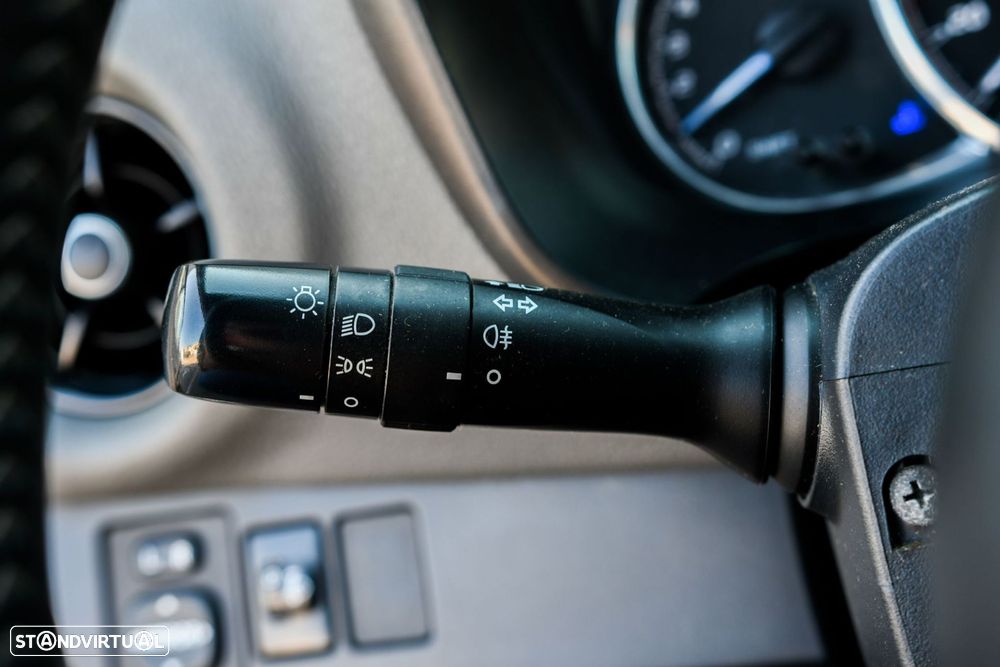 Toyota Yaris 1.0 VVT-i Comfort Plus - 25