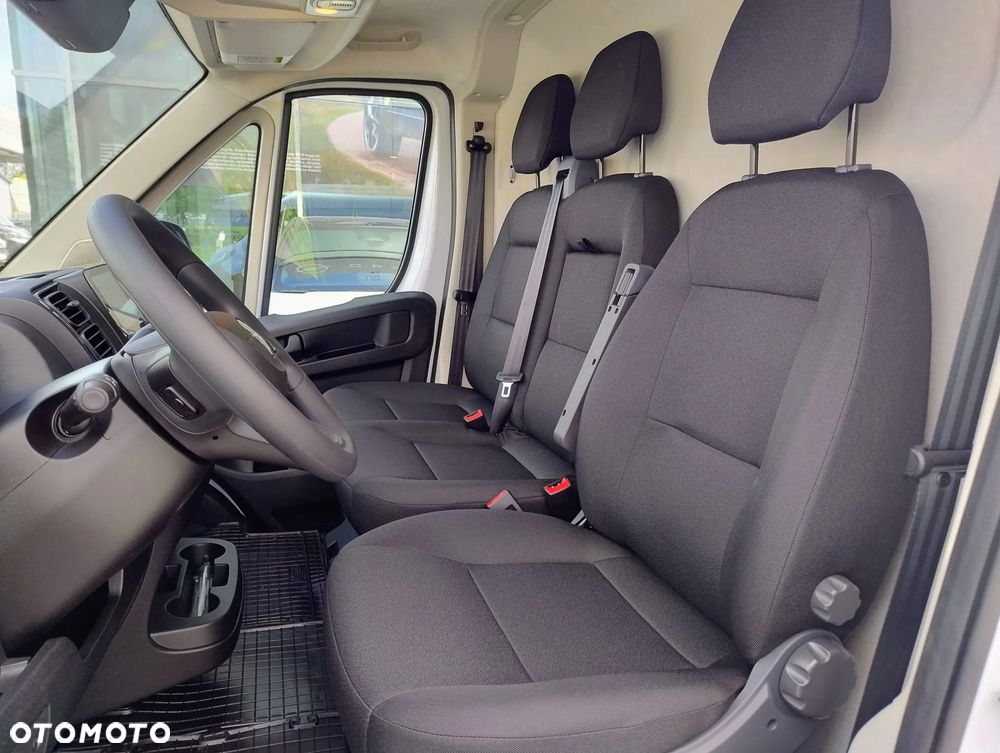 Opel Movano - 10