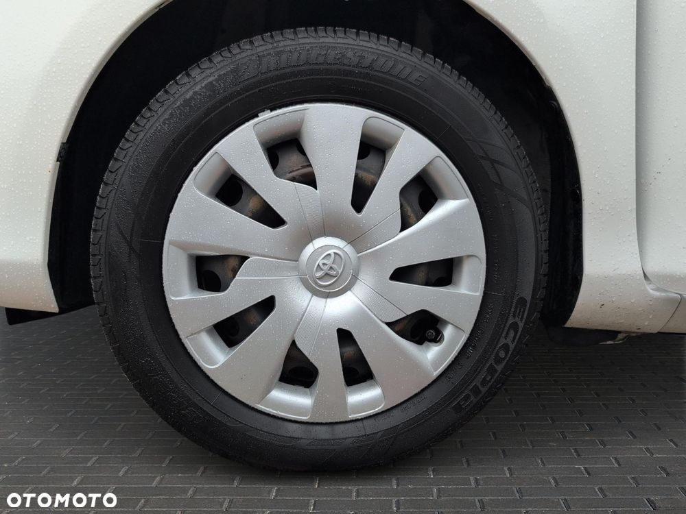 Toyota Yaris - 19