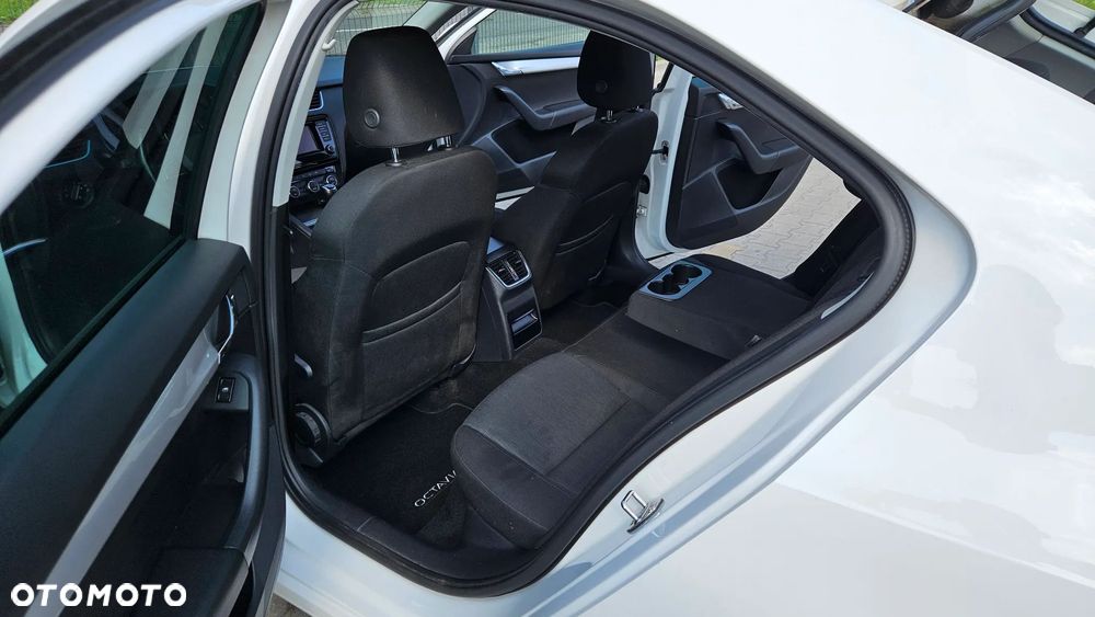 Skoda Octavia - 15