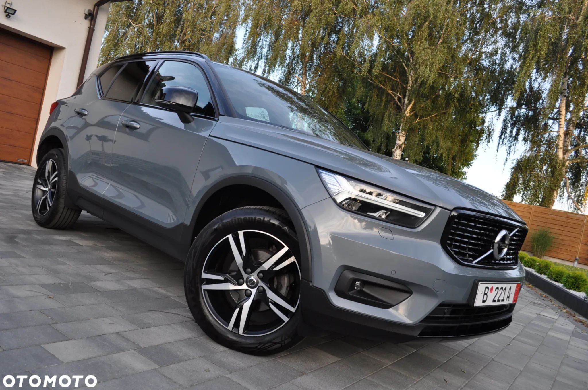 Volvo XC 40 D3 R-Design - 1