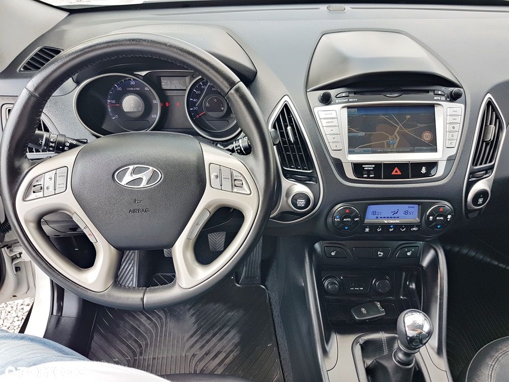 Hyundai ix35 2.0 CRDi 4WD Finale Gold - 19