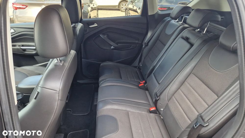 Ford Kuga 2.0 TDCi 4x4 Titanium - 21