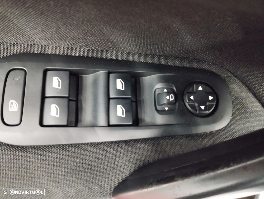 Peugeot 308 SW 1.5 BlueHDi Style - 17