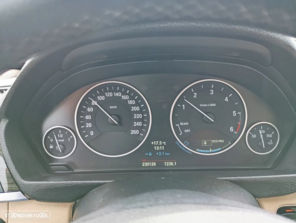 BMW 320 d Line Luxury - 11