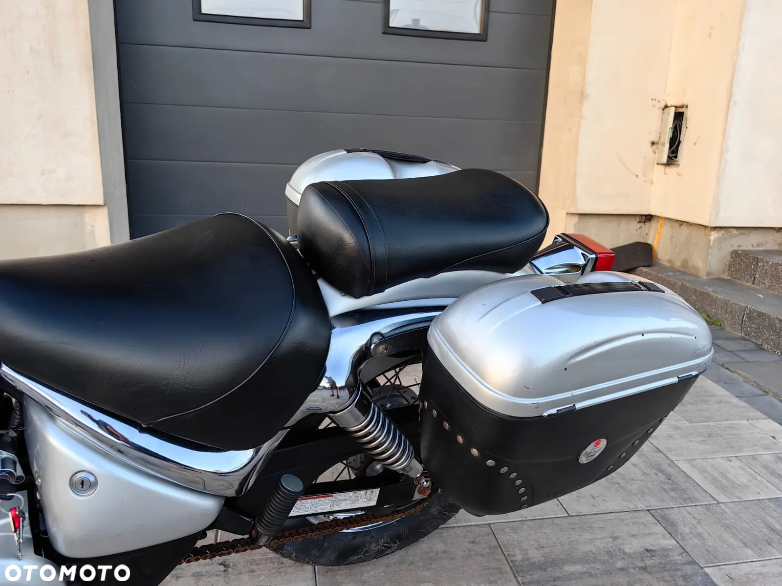 Suzuki Intruder - 16