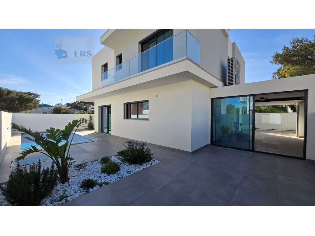 Murches, lindos acabamentos, moradia isolada com 3 suites e 1 quatr... - Grande imagem: 3/53