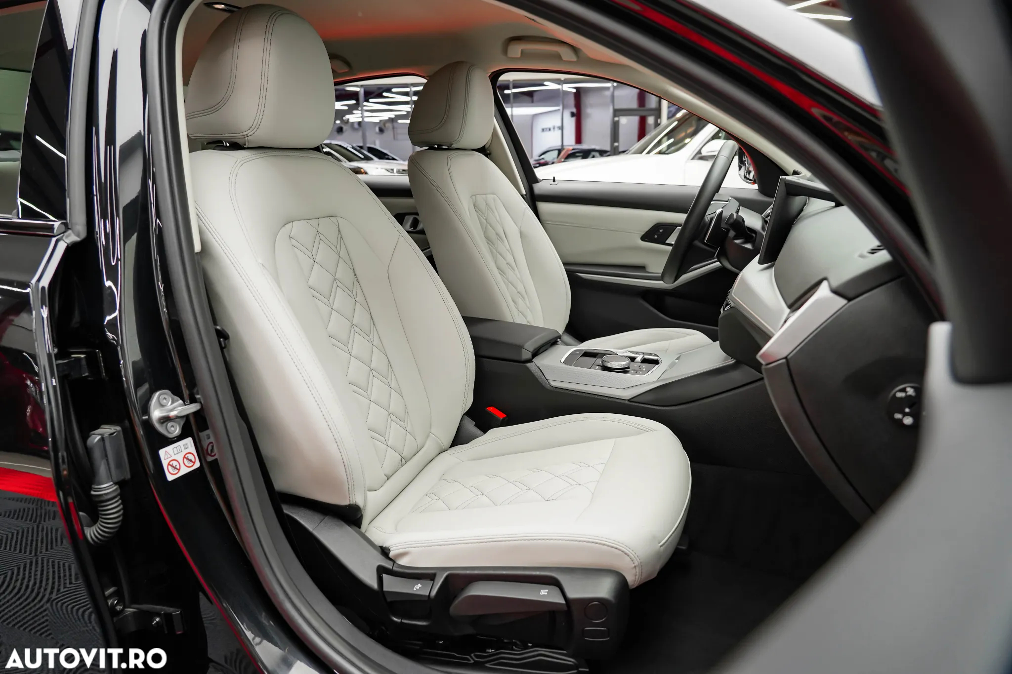 BMW Seria 3 320d xDrive AT M Sport - 4
