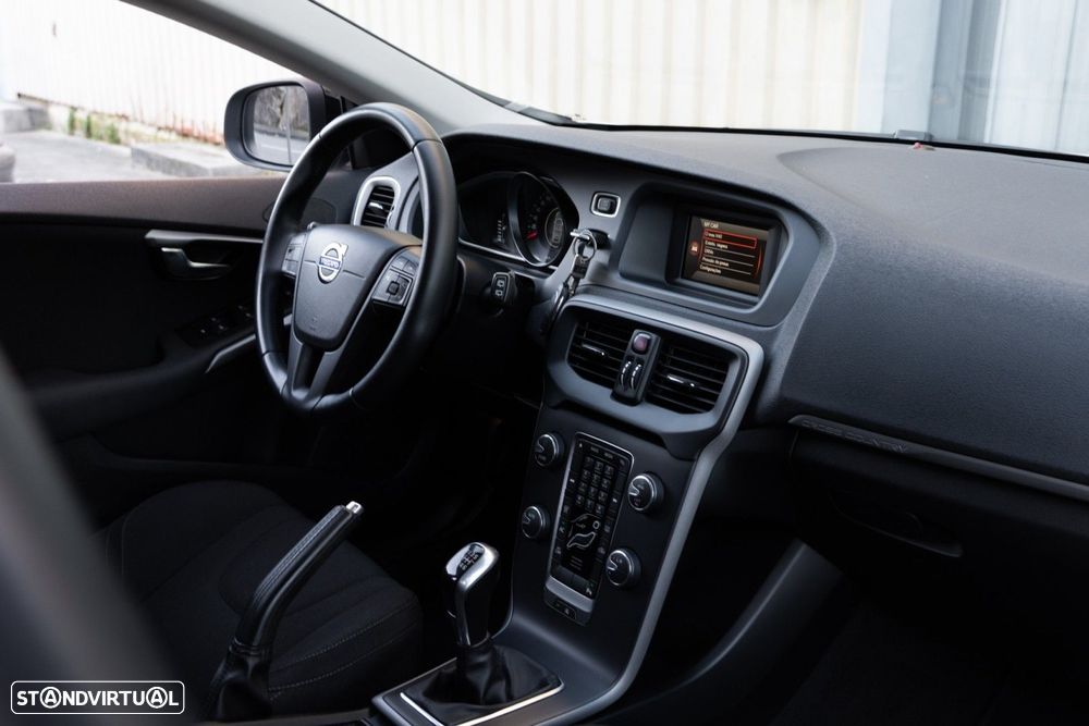 Volvo V40 Cross Country 1.6 D2 Kinetic - 12