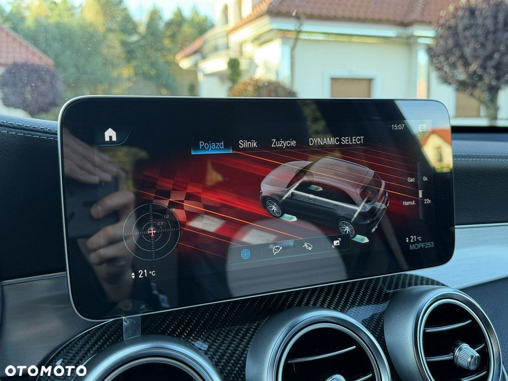 Mercedes-Benz GLC - 38