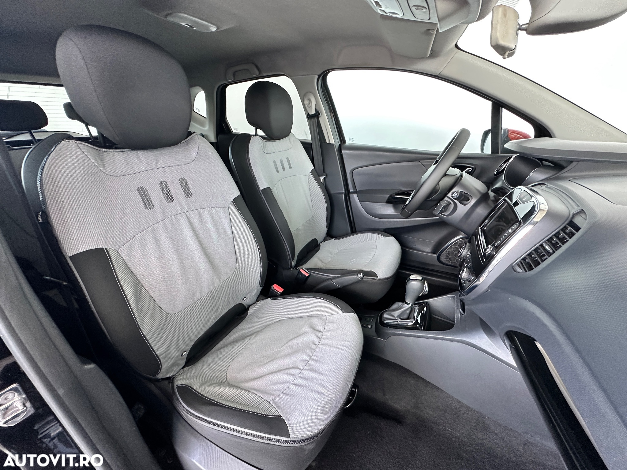 Renault Captur ENERGY dCi EDC Intens - 4
