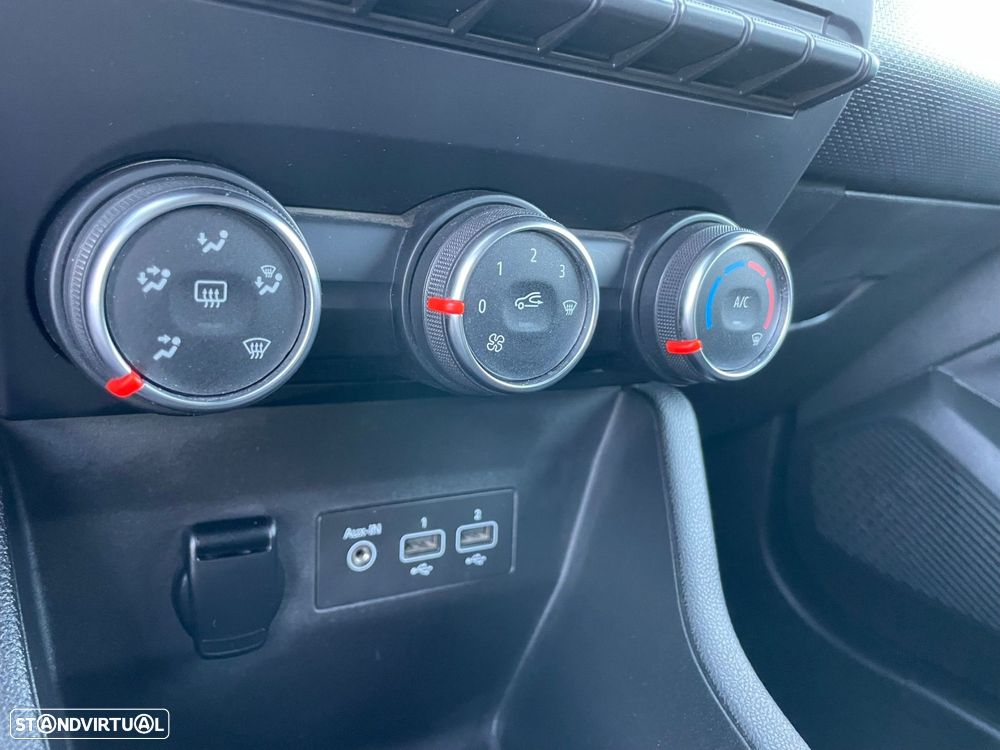 Renault Clio 1.5 Blue dCi Intens - 29