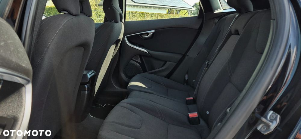 Volvo V40 D2 Powershift Momentum - 13