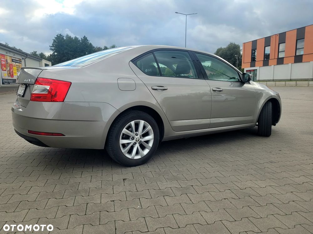 Skoda Octavia 1.5 TSI ACT Ambition - 3
