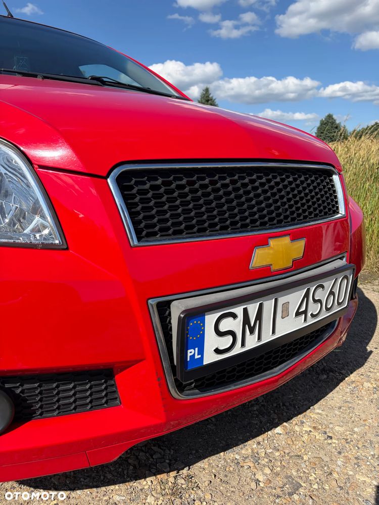 Chevrolet Aveo 1.2 16V Base - 10