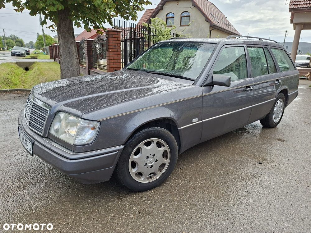Mercedes-Benz Klasa E - 12