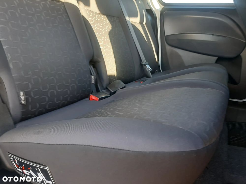 Fiat Doblo 1.4 16V Start&Stopp MyLife Family - 22