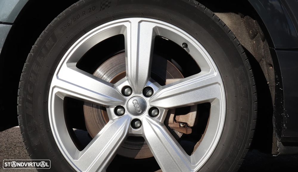 Audi e-tron 50 quattro - 26