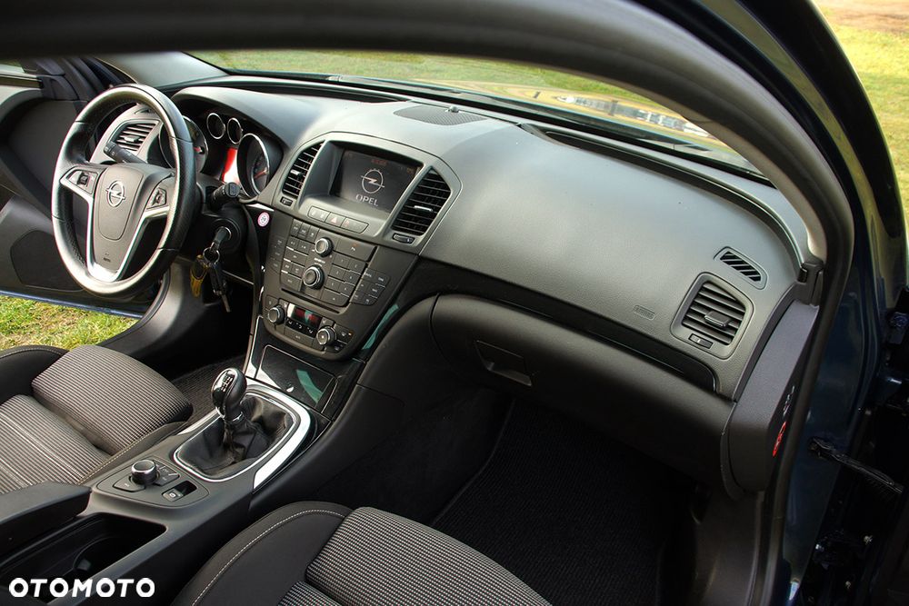Opel Insignia - 9