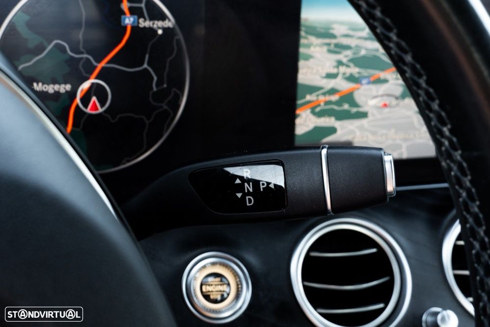 Mercedes-Benz E 220 d Avantgarde - 32