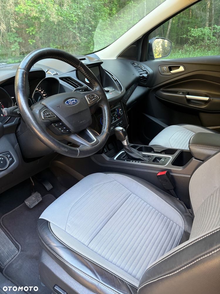 Ford Escape 2.0 EcoBoost AWD Titanium - 13