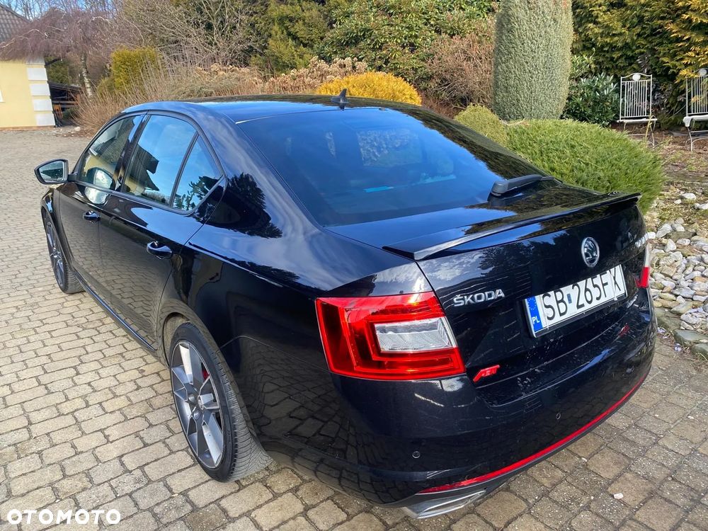 Skoda Octavia 2.0 TDI RS DSG - 27
