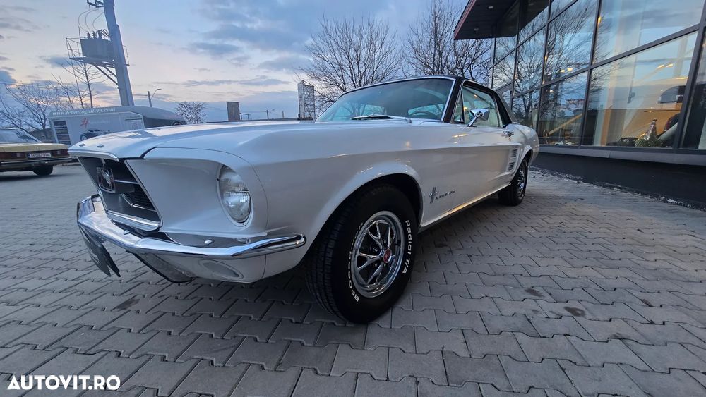 Ford Mustang - 23