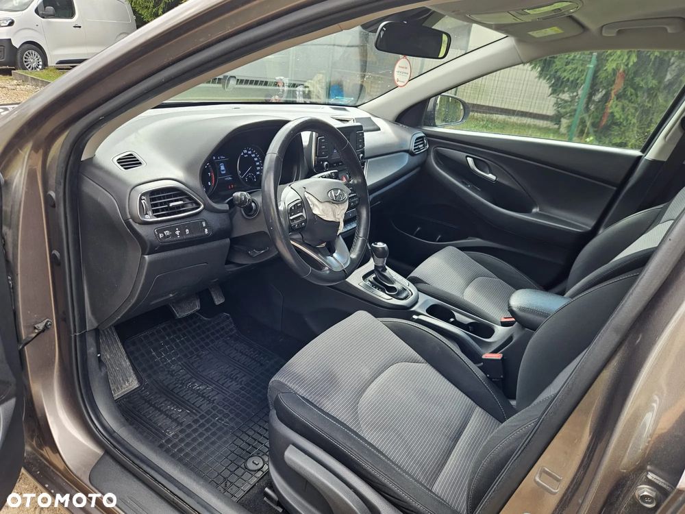 Hyundai i30 1.0 T-GDI Classic + DCT - 18