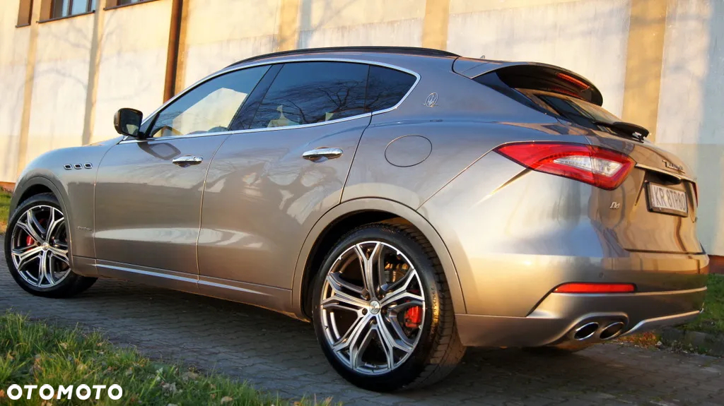 Maserati Levante Granlusso - 20