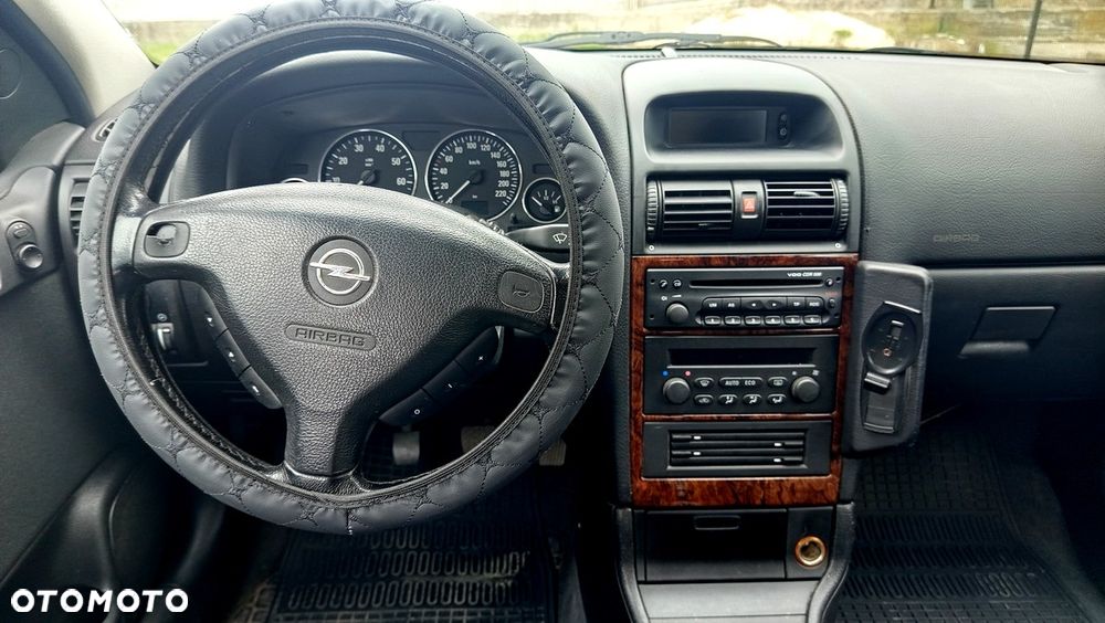 Opel Astra - 26