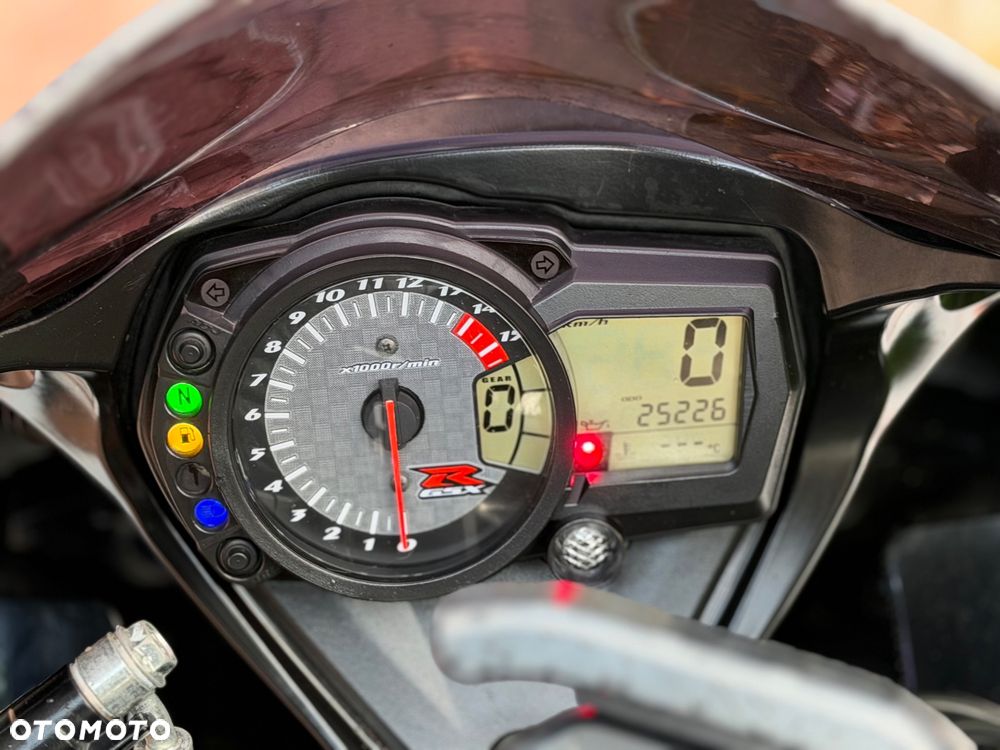Suzuki GSX-R - 26