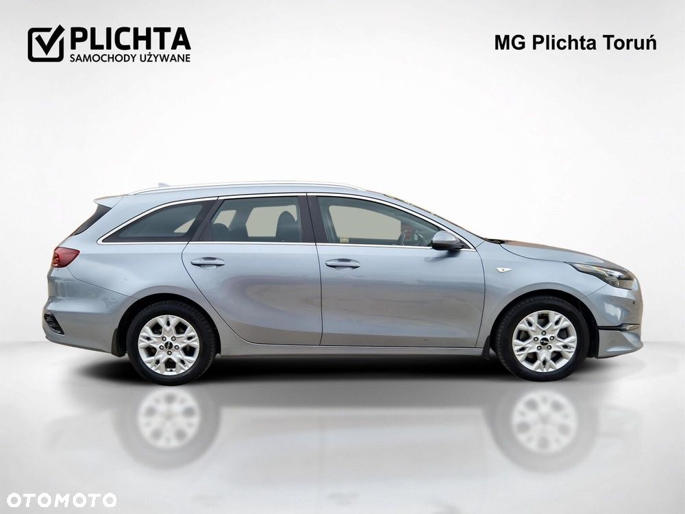 Kia Ceed - 4