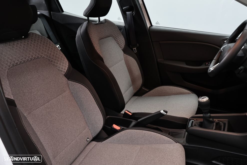 Renault Clio 1.0 TCe Evolution - 19