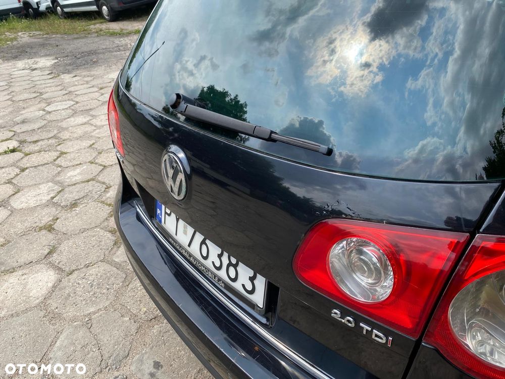 Volkswagen Passat 2.0 TDI DPF DSG Comfortline - 24