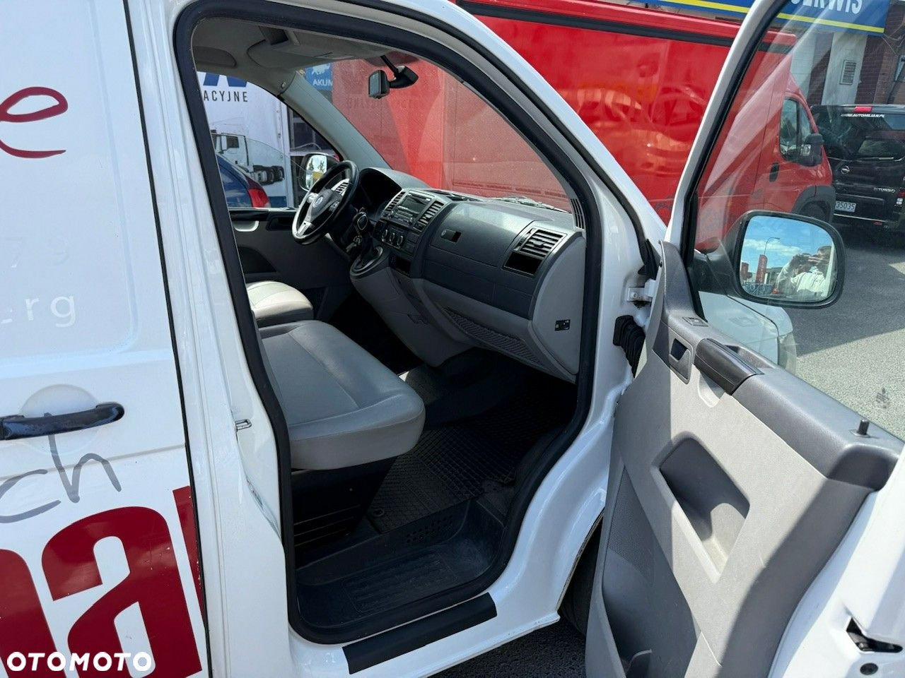Volkswagen Transporter - 17