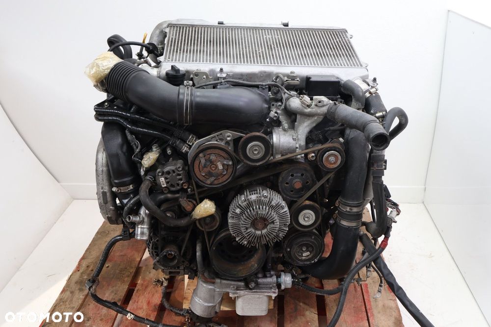 TOYOTA LAND CRUISER 200 4.5 V8 EURO 4 SILNIK 1VDFTV - 1