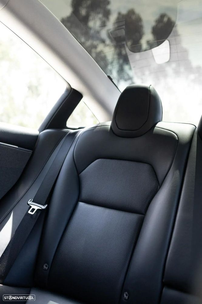 Tesla Model 3 Tração Traseira Premium - 25