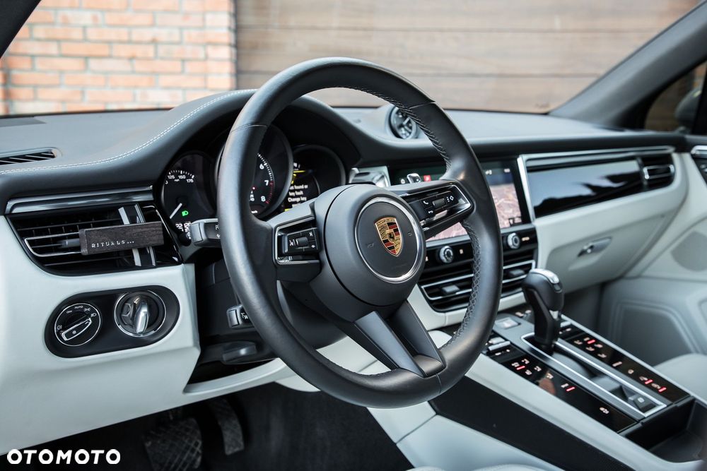 Porsche Macan PDK - 12