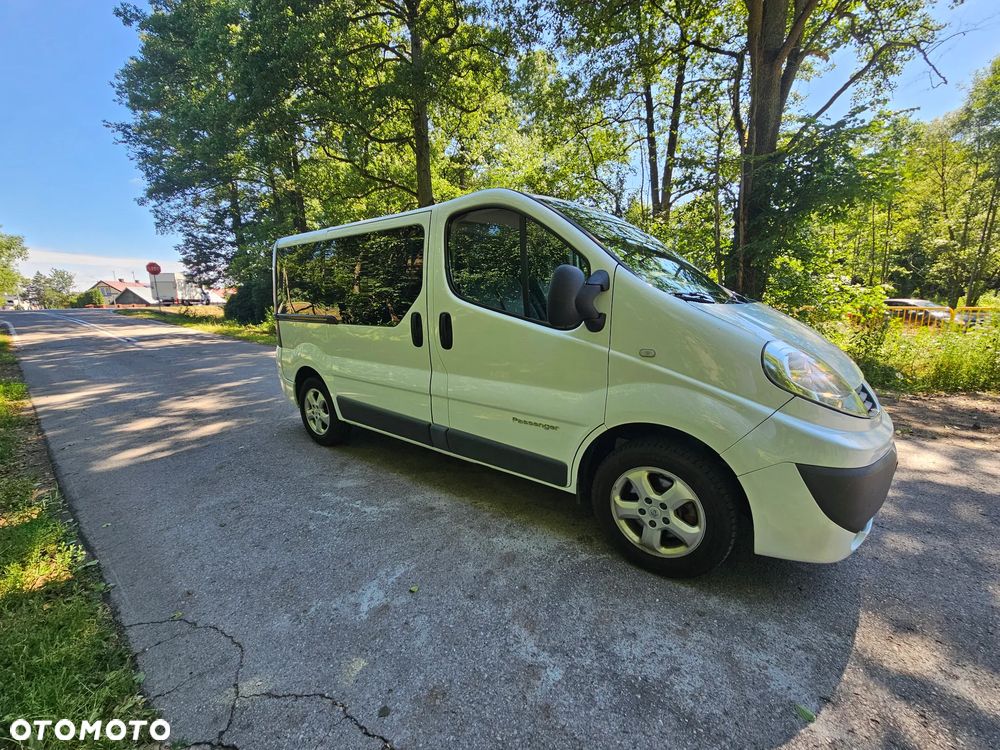 Renault Trafic Passenger Expression - 3