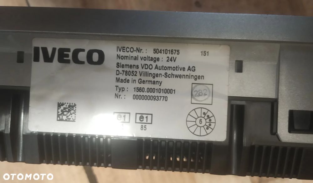 IVECO EUROCARGO 120E24 02-08 r. 5,9 D LICZNIK ZEGARY 504101675 EU * - 2