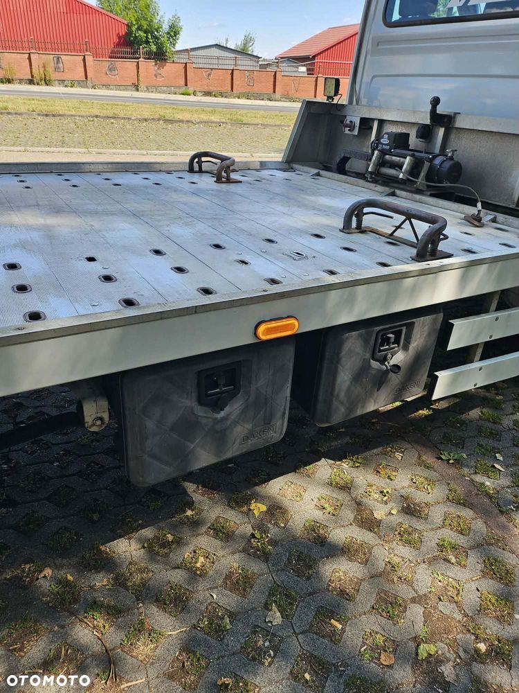 Mercedes-Benz Sprinter 318 - 10