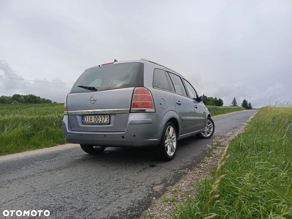 Opel Zafira - 6