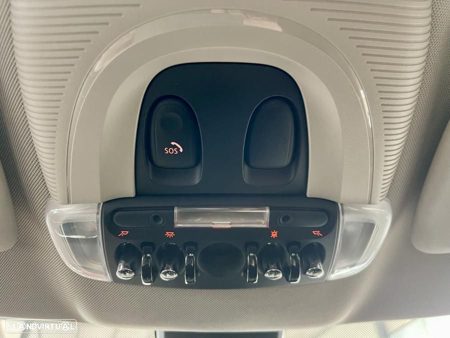 MINI Countryman Cooper SE ALL4 Auto - 28