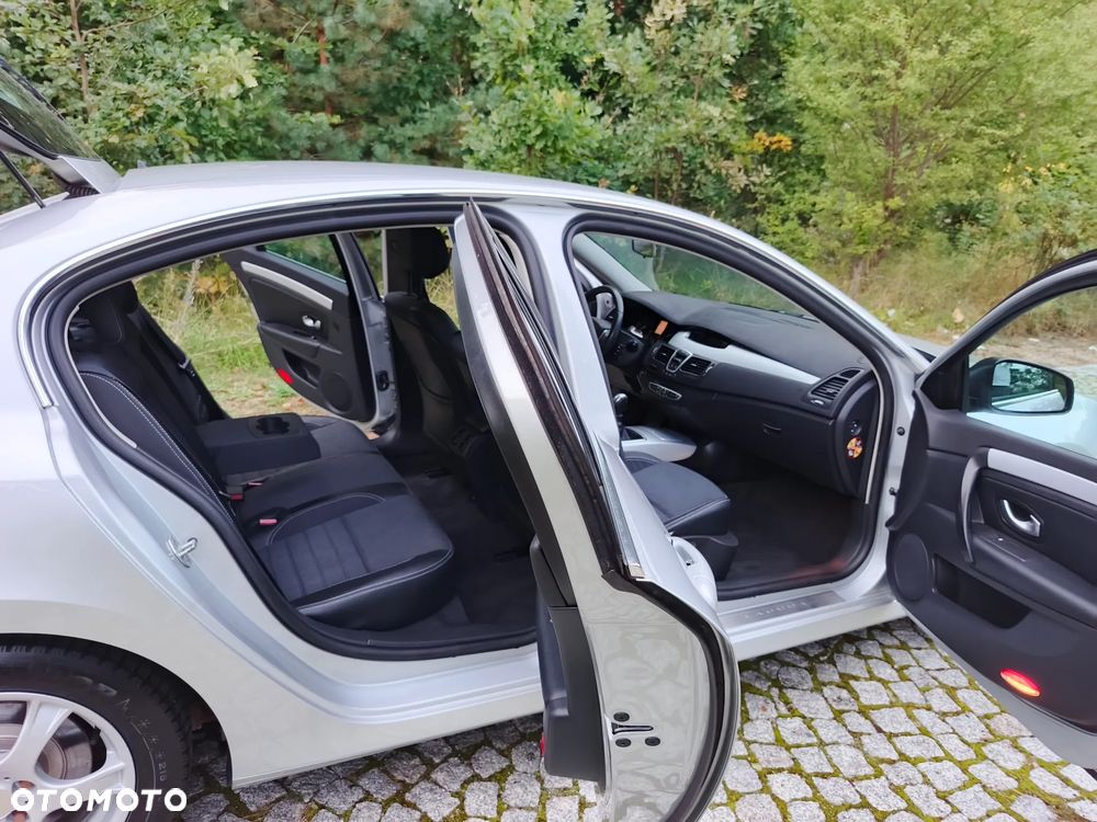 Renault Laguna dCi 150 FAP GT - 6